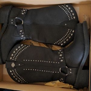 Women's size 6.5 Harley Davidson studded boots